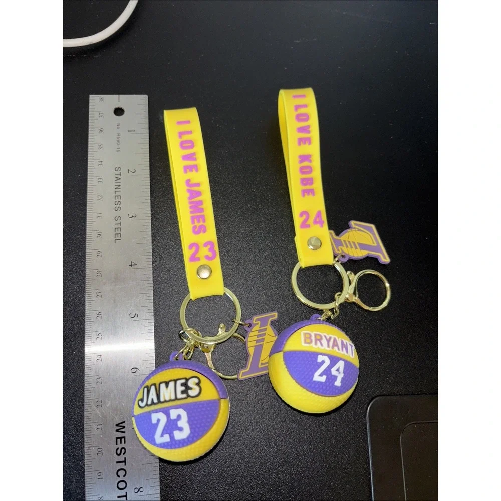 Kobe‎ Bryant & LeBron James Basketball Keychain New W Detachable Hand strap 3755